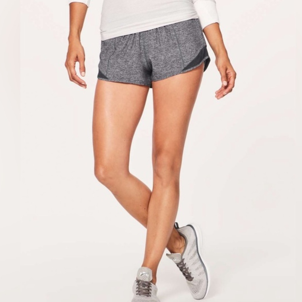 LULULEMON: Hotty Hot Short II *2.5